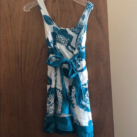 Dress - Picture 2 of 2